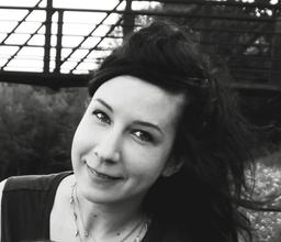 Meg Whitenton headshot